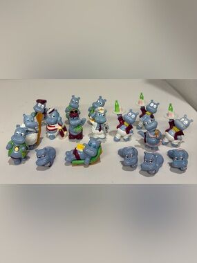 VINTAGE 1992 KINDER SURPRISE - HAPPY HIPPOS - Lot Of 17 FIGURES COLLECTIBLES